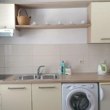 Dina Apartment *