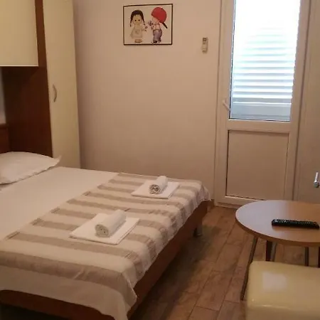 Apartment Dina Makarska