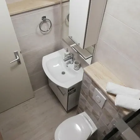 Apartment Dina