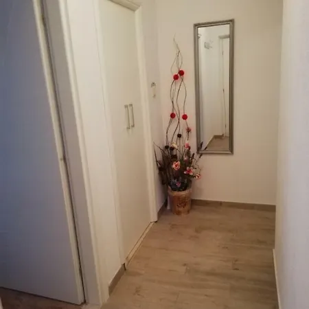 Dina Apartment Makarska